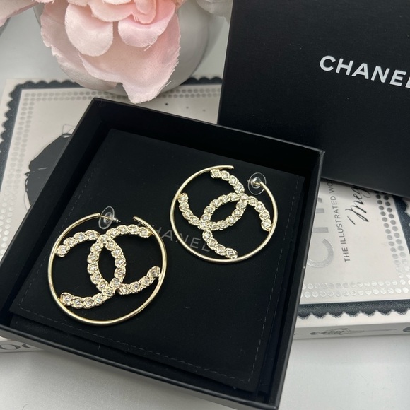 CHANEL Crystal CC Hoop Gold Earrings - Picture 8 of 8